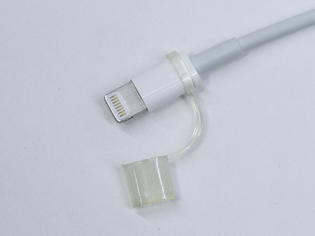 USBケーブルのコネクタ部分の保護していますか？